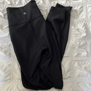 Black full length Lululemon leggings size 8